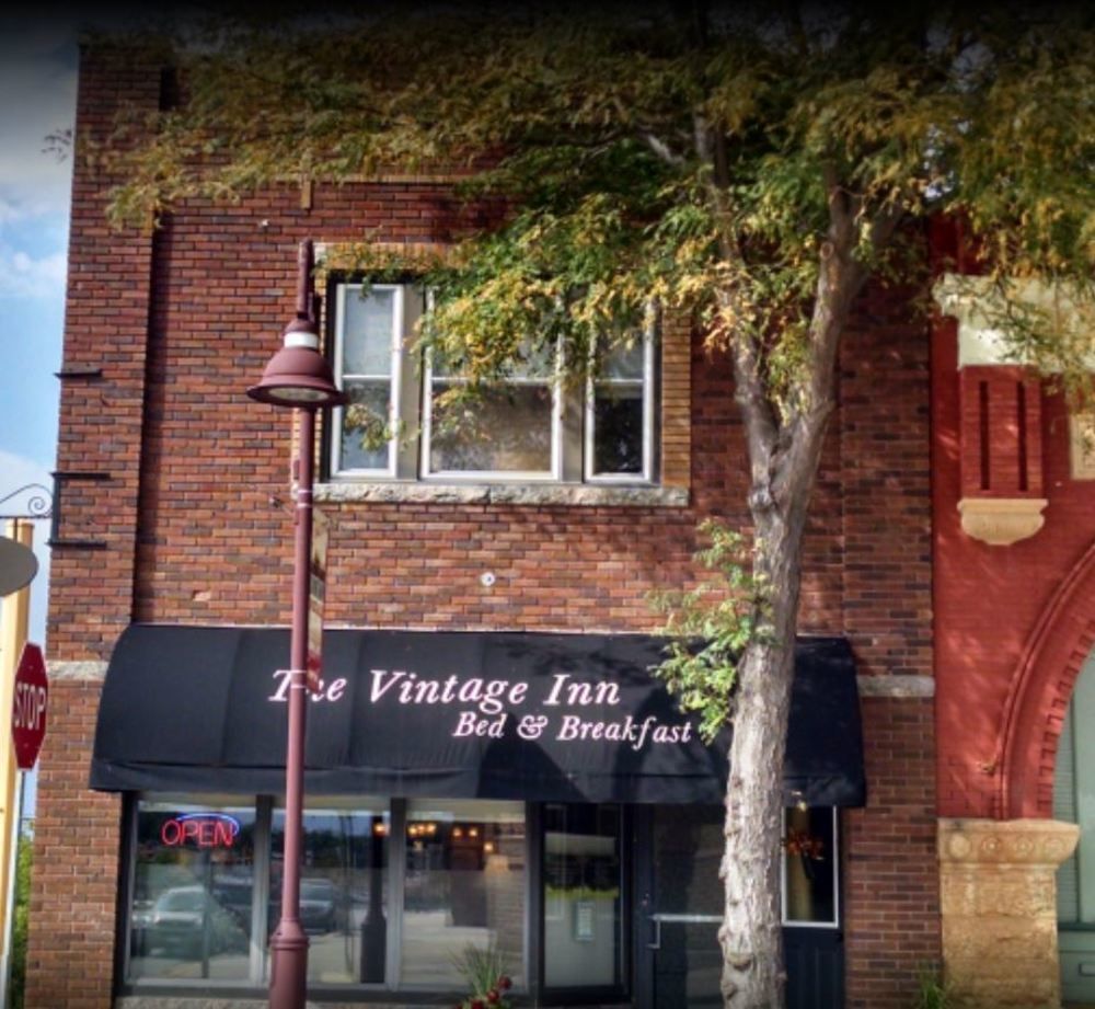 The Vintage Inn Bed And Breakfast Redwood Falls Exterior photo
