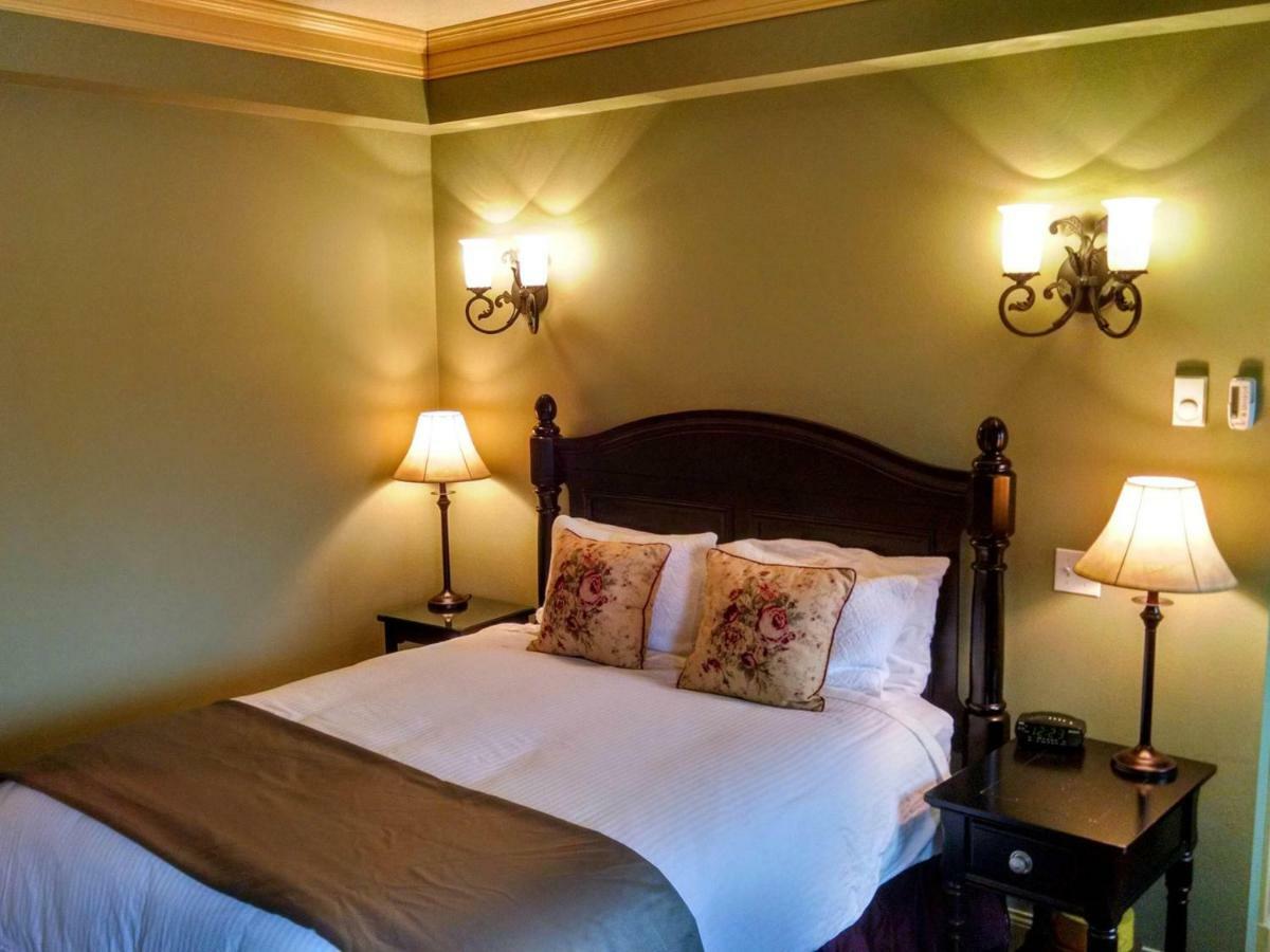The Vintage Inn Bed And Breakfast Redwood Falls Room photo
